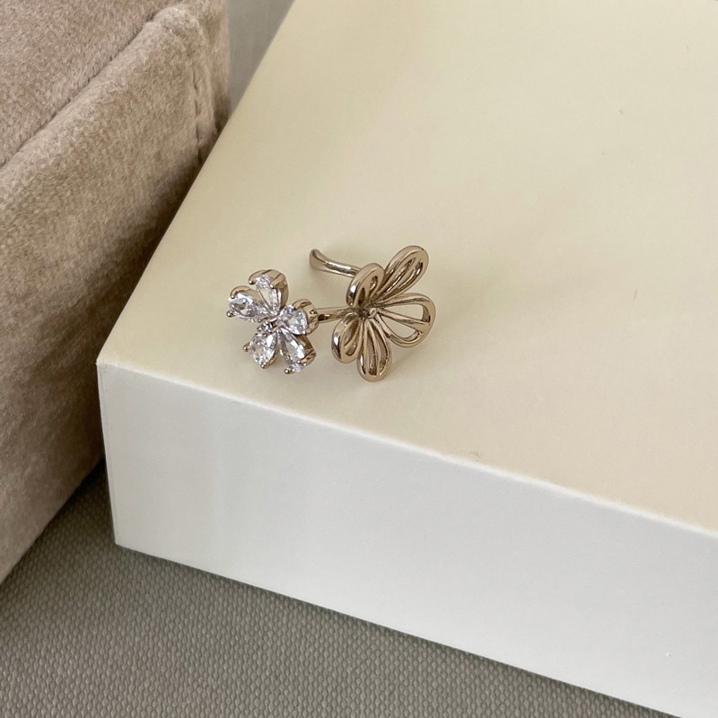 Flower Zircon Ear Cuff